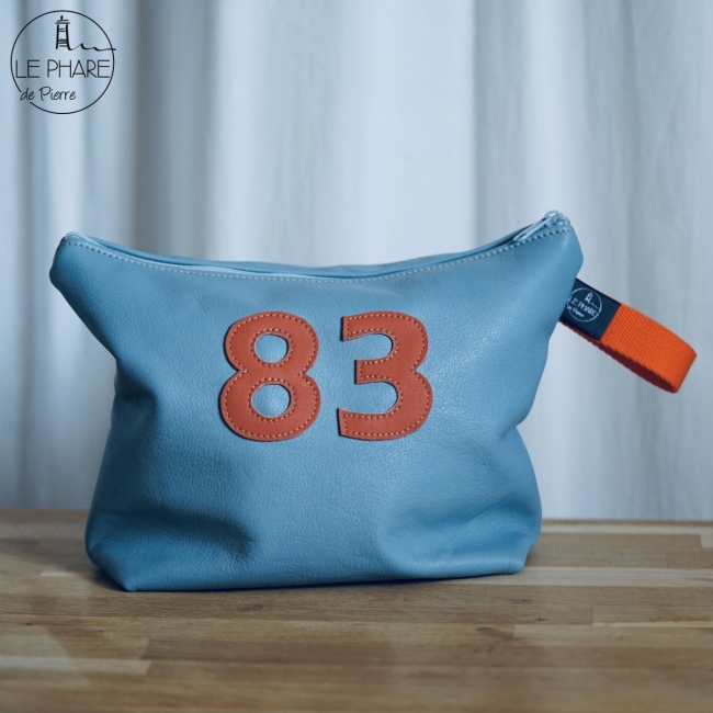 Trousse de toilette en cuir