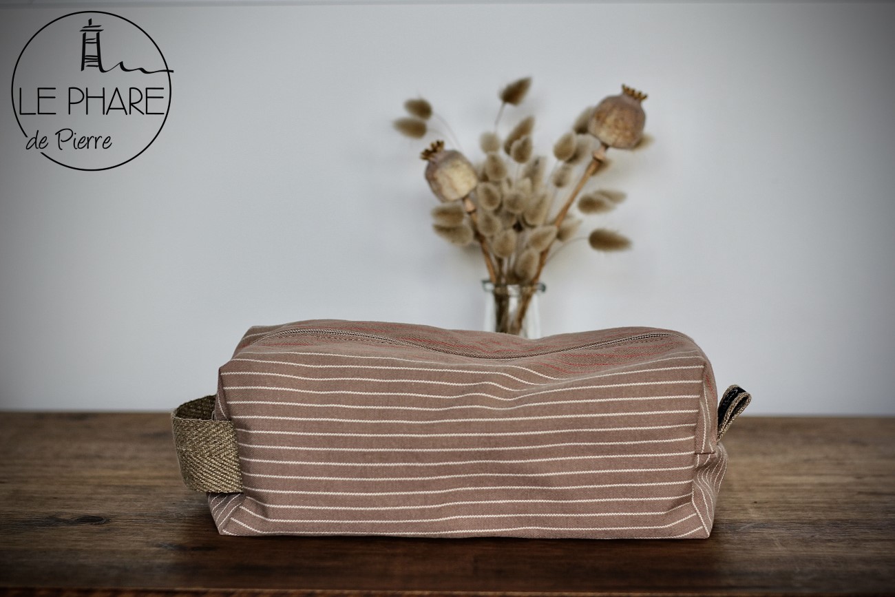 [Tt.22 06] Trousse de toilette St Jean de Luz beige rosé (4)