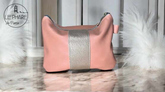 Trousse en cuir