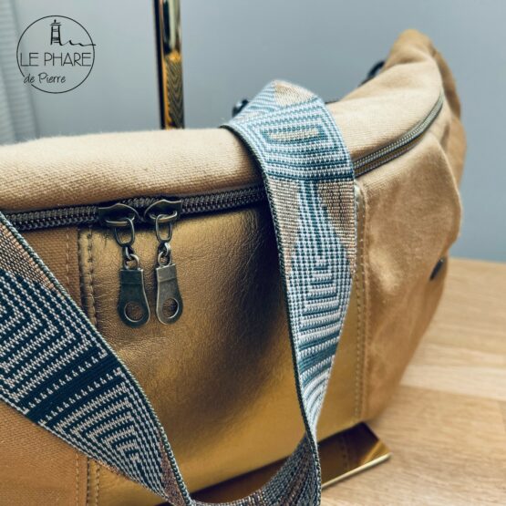 Banane tissu et cuir – Image 3